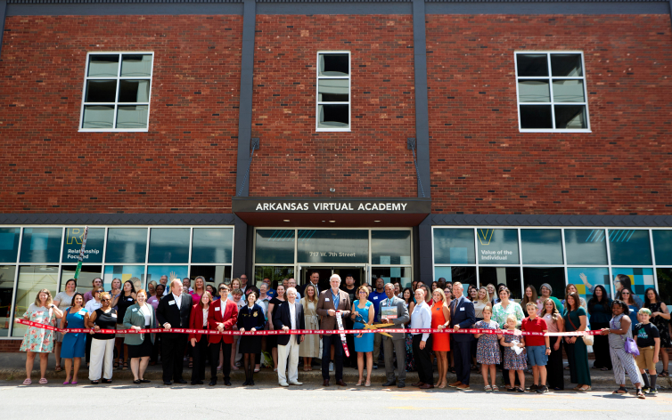 Ribbon cut at the hubs grand opening
